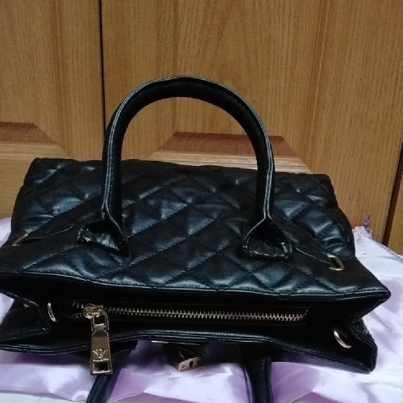 Studio Badgley Mischka Chic Black Quilted Satchel - Picture 8 of 8